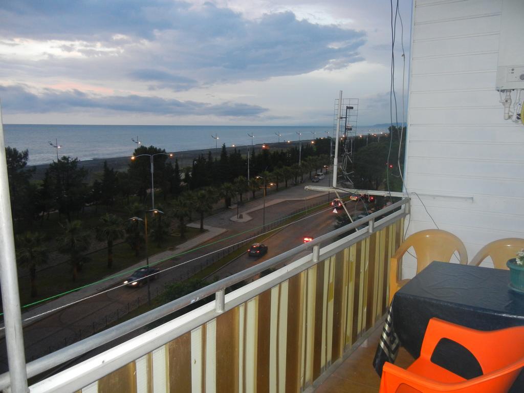 Apartment Irma Rustaveli 57 Batumi Ruang foto