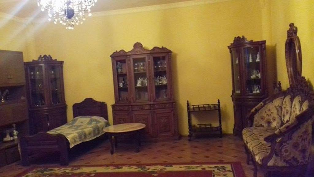 Apartment Irma Rustaveli 57 Batumi Bagian luar foto